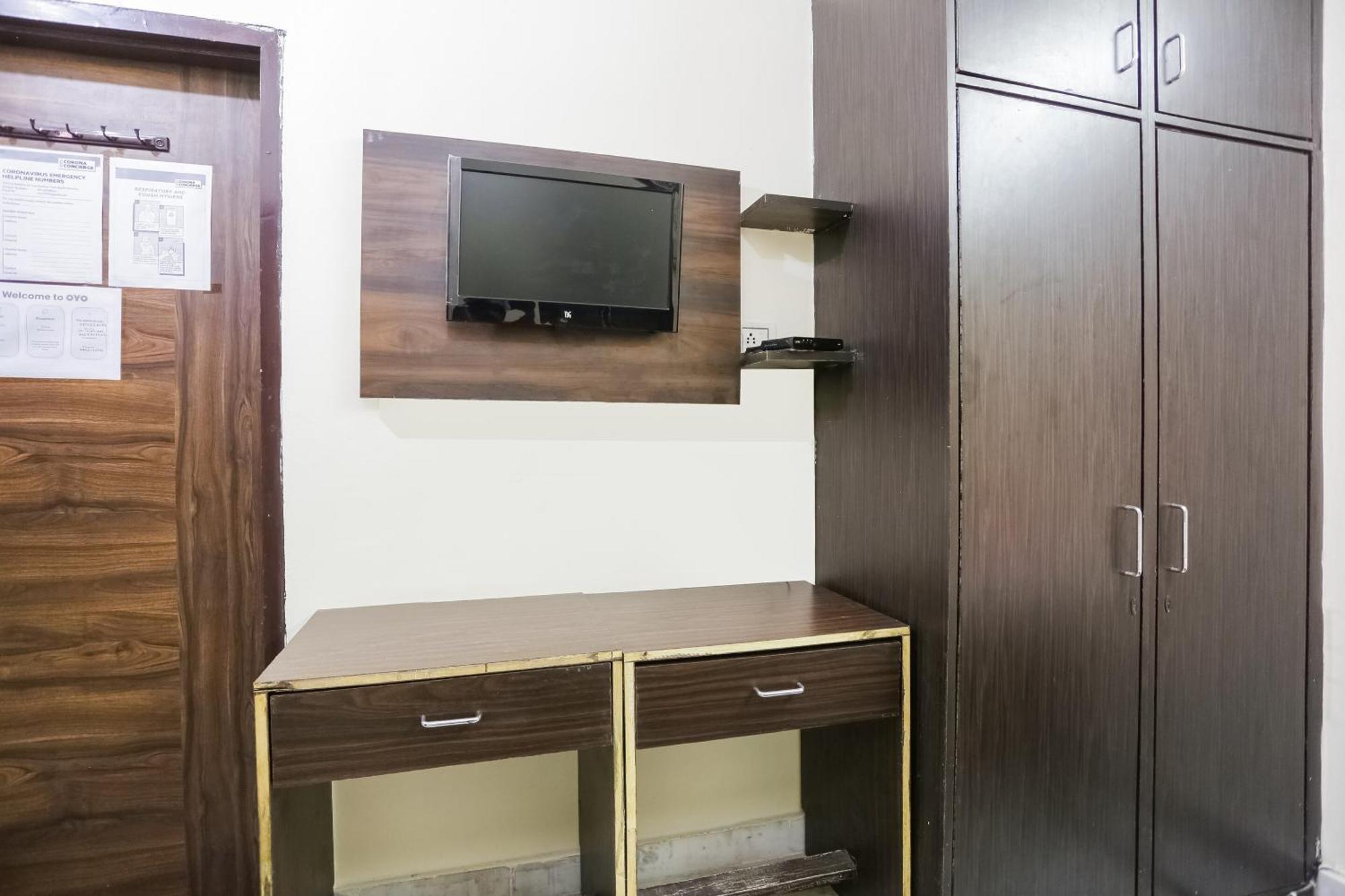 Hotel O Green High Nowe Delhi Zewnętrze zdjęcie
